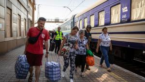 Los obstáculos que enfrenta el 76% de los refugiados ucranianos que desean retornar a sus hogares