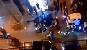 Un velorio en Perú se transformó en caos: Venezolanos se fueron a los golpes con policías (VIDEO)