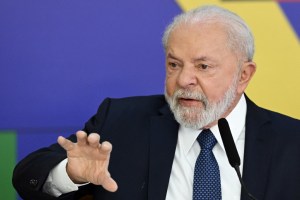 Lula da Silva anunció aumento del salario mínimo en Brasil para el 2024