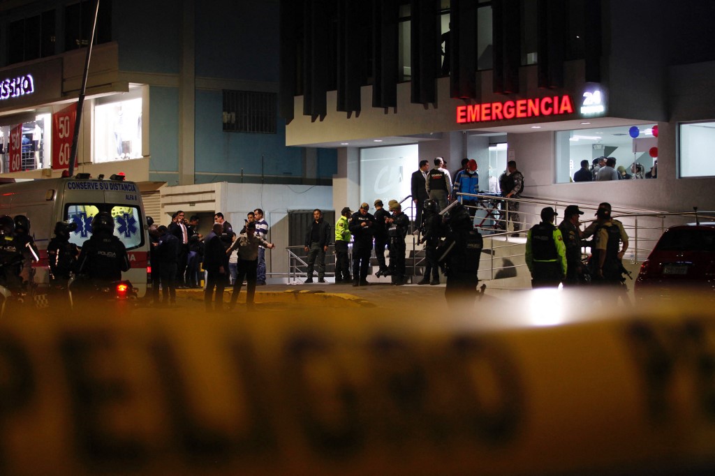 Reportan detonación controlada de un artefacto en el lugar donde asesinaron a Fernando Villavicencio (VIDEO)