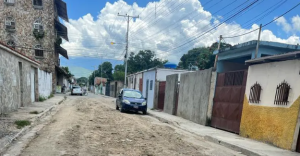 En la “Maracay Vanguardista” han tardado ocho meses para sustituir colectores en el Barrio José Gregorio Hernández