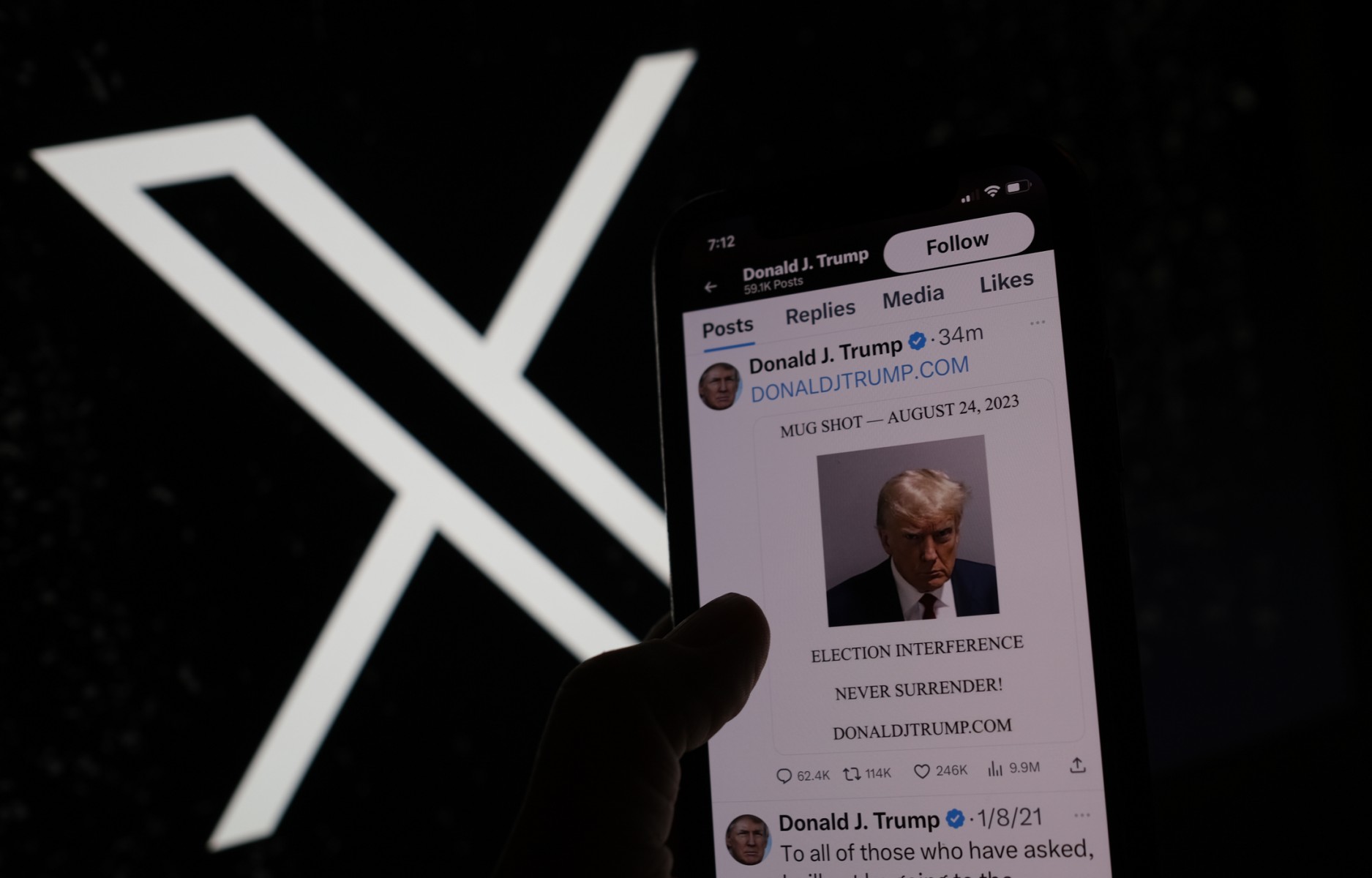 Red social X entregó a la Justicia de EEUU al menos 32 mensajes directos de la cuenta de Trump
