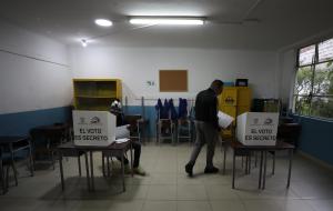 En “absoluta normalidad” transcurren primeras horas de elecciones en Ecuador, según Consejo Electoral