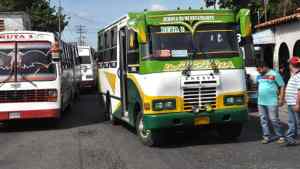 Transportistas en Barquisimeto exigen anclar el pasaje al dólar