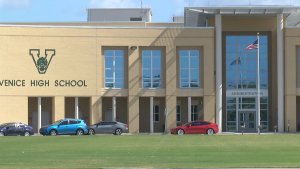 Arrestaron a alumno que amenazó en redes sociales con detonar una bomba en un colegio de Florida