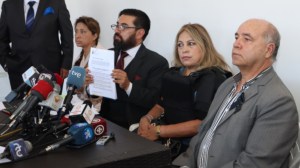 Familiares de Villavicencio denuncian al presidente de Ecuador por asesinato por omisión
