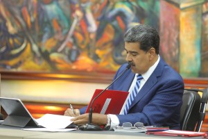 Maduro aprobó zonas económicas en Paraguaná y La Tortuga para convertirlas en “un paraíso de enchufados”