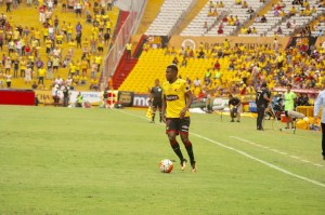 Marcos Caicedo: El estratega silente del fútbol ecuatoriano