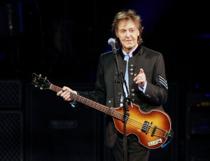 El bajo perdido de McCartney: La búsqueda del tesoro musical que desapareció hace más de 50 años