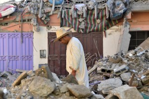 Marruecos llora a las víctimas del terremoto, que ya registra más de dos mil muertos (IMÁGENES)