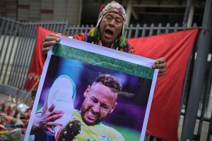 Todo vale: Chamanes peruanos hacen ritual para neutralizar a Neymar (FOTOS)