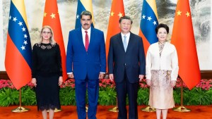 Maduro firmará más de 30 “acuerdos de cooperación” en diversas áreas con China