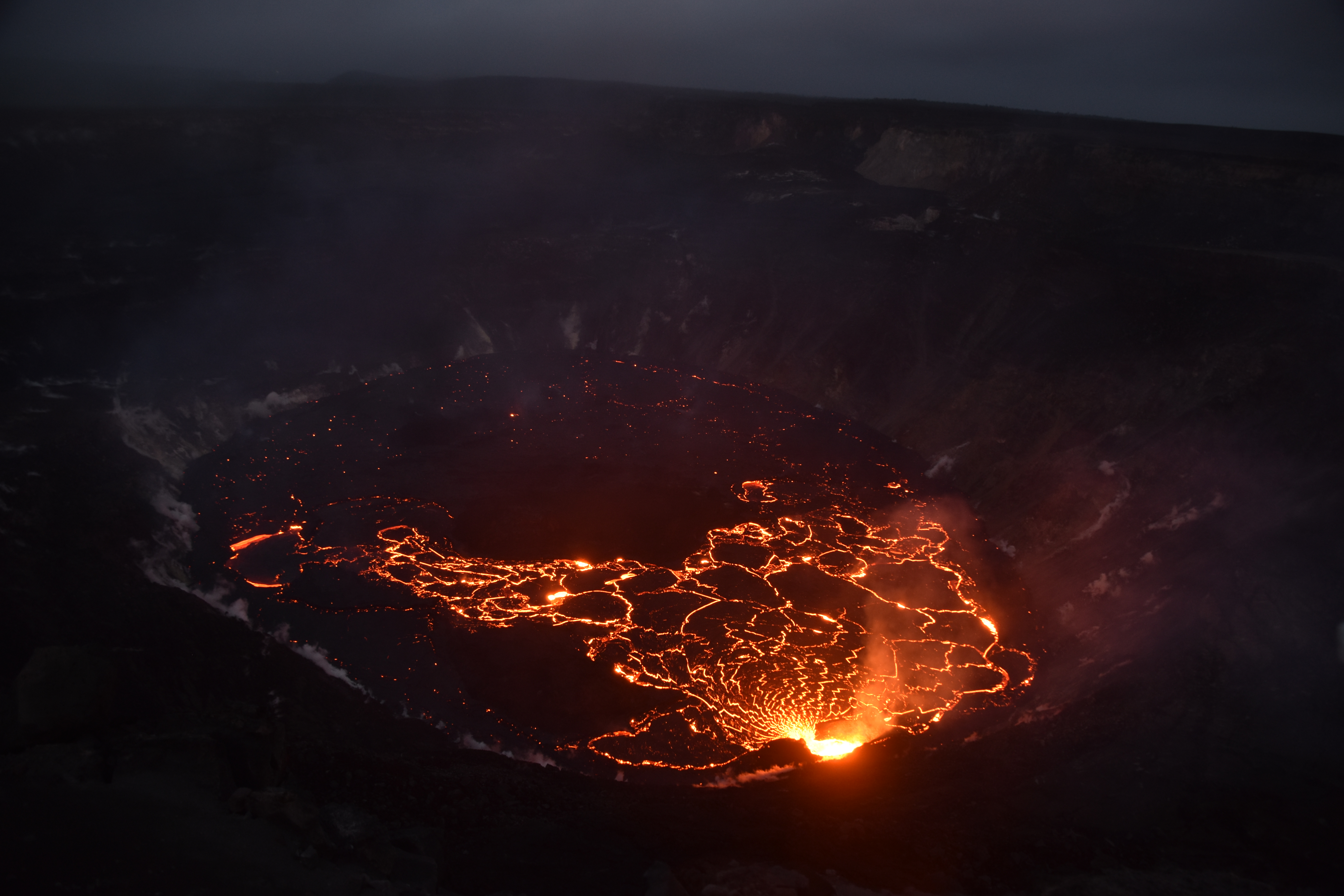 Las asombrosas imágenes del volcán Kilauea de Hawái en plena erupción (Video)
