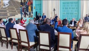 Asamblea chavista aprobó viajecito de Maduro a China y “otros compromisos internacionales” por varios días
