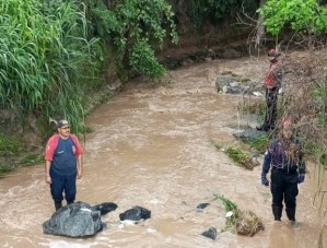 Buscan a hombre que fue arrastrado por las aguas tras las fuertes lluvias en Aragua 