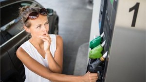 Precio de la gasolina en EEUU continúa aumentando: ¿En qué estados está más cara?