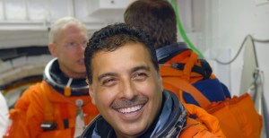 José Hernández, astronauta latino: Desde el espacio no se ven fronteras entre México y EEUU