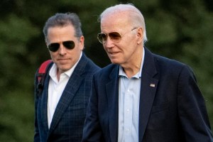 Los mensajes de texto que revelan la súplica de Hunter Biden para que su padre lo apoyara económicamente