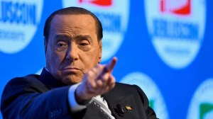 Los escándalos de Berlusconi: de la corrupción del poder a las fiestas con prostitutas y el sexo con menores