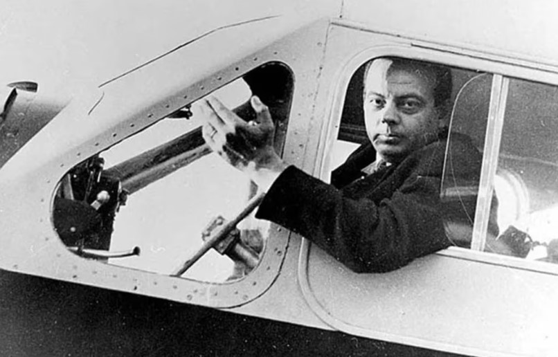 La muerte de Saint-Exupery: aviadores nazis, un pescador y el misterio que resolvió una pulsera