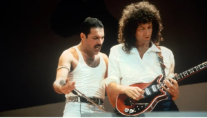 Dura crítica de Brian May a la subasta de objetos de Freddie Mercury organizada por la expareja del cantante