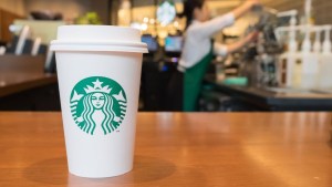 Locura en EEUU: Cliente de Starbucks ordenó una bebida con 1.280 miligramos de cafeína