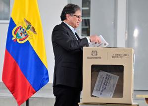 Elecciones territoriales colombianas dieron un llamado de atención a Petro y su partido