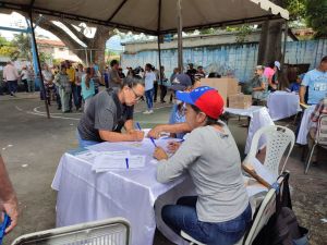 Aragüeños acuden masivamente a votar en la Primaria: El proceso es rápido y organizado