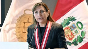 Fiscal general de Perú investigará por ocho meses más a Boluarte por muertes en protestas