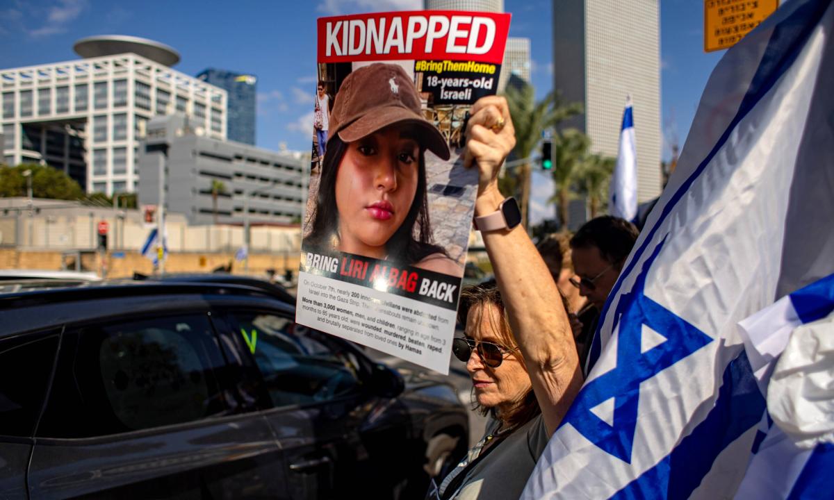 El drama que viven las familias de las personas secuestradas por Hamás en Israel