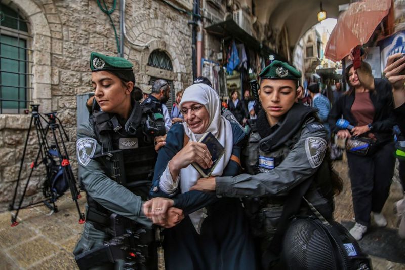 La mezquita de Al-Aqsa: un foco histórico de enfrentamiento entre israelíes y palestinos