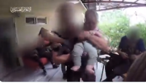 Hamás publica estremecedoras imágenes con bebés y niños que secuestraron en Israel (VIDEO)
