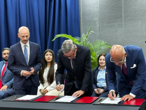 Régimen chavista y Plataforma Unitaria firmaron acuerdos para garantías electorales en 2024