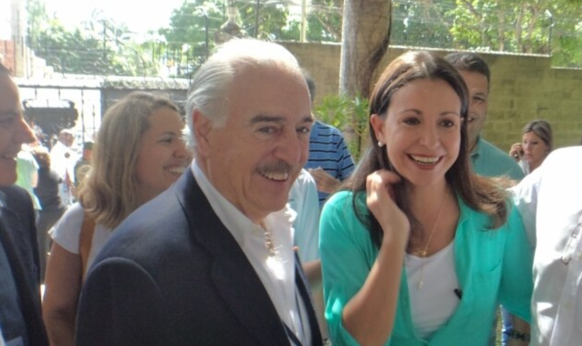 Andrés Pastrana instó a Joe Biden a invitar a María Corina Machado a la Casa Blanca