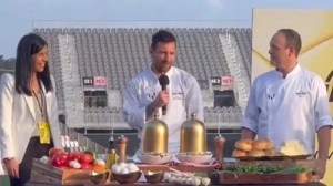 El motivo por el que Lionel Messi se disfrazó de chef en un evento en el estadio del Inter Miami (VIDEO)