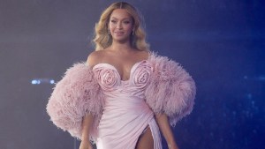 ¡Atrevida! Beyoncé posó con lencería sensual y las fotos se viralizaron