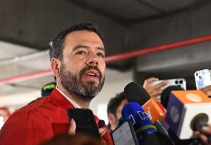 Carlos Galán es el ganador de las elecciones por la alcaldía de Bogotá en primera vuelta