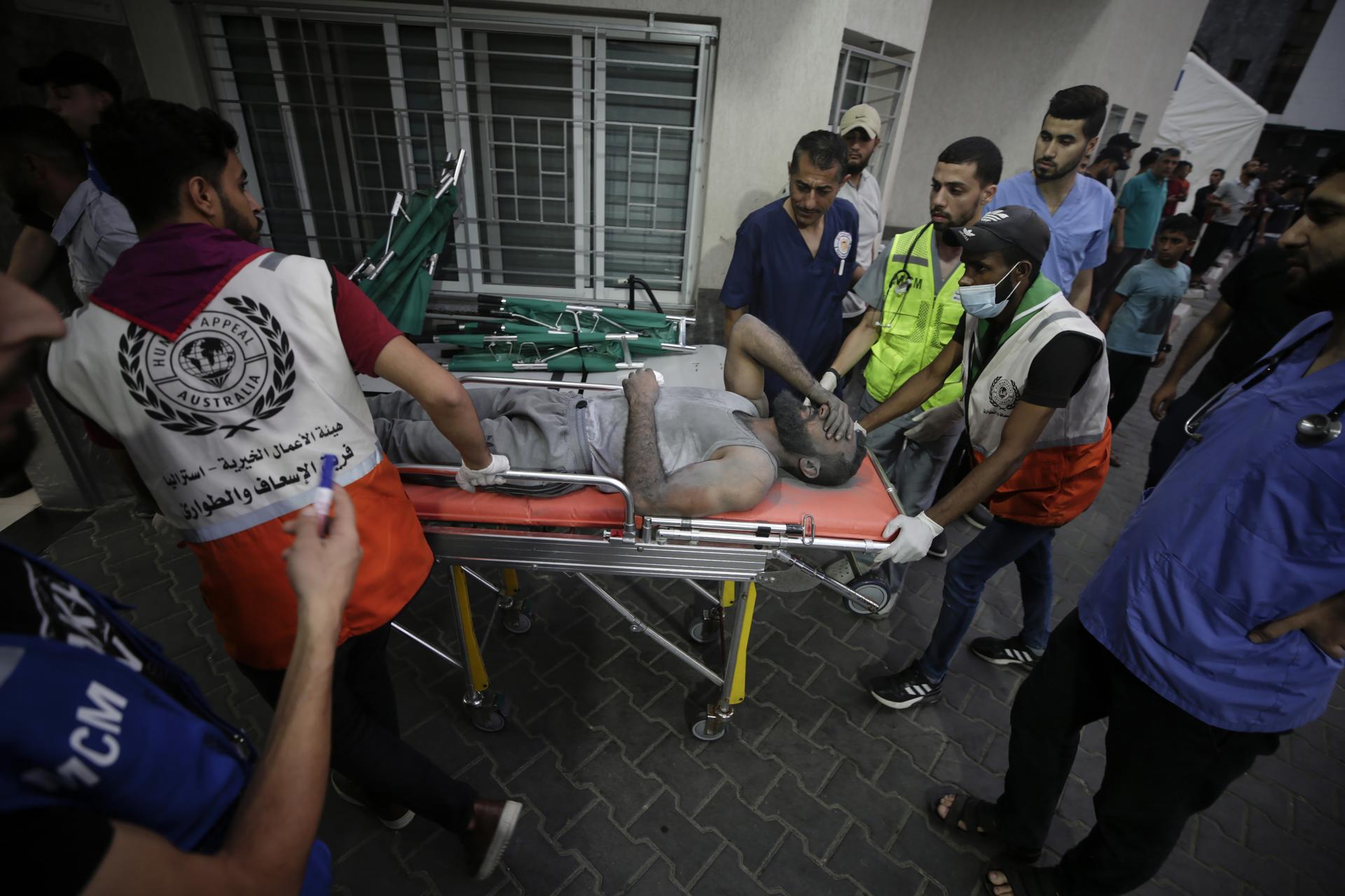 El número de muertos causados por los bombardeos en Gaza alcanza los 2.750