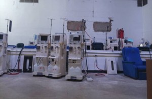 Apagones y máquinas dañadas, el karma de los pacientes renales en Falcón