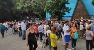 Masiva participación en Petare para la Primaria este #22Oct (Videos)