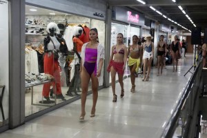Talaja Galerías celebró aniversario con desfile de moda