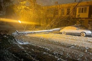 Fuertes nevadas aíslan a unas dos mil localidades de 16 regiones de Ucrania