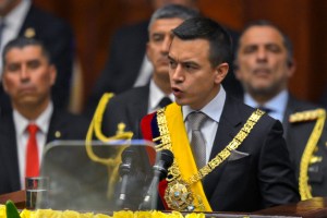 Un mes de Gobierno del presidente de Ecuador, entre momentos “celestiales” y “diabólicos”