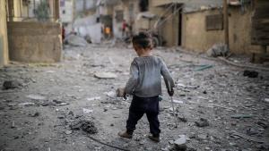 Las vidas de más de un millón de niños en Gaza “cuelgan de un hilo”, advierte Unicef