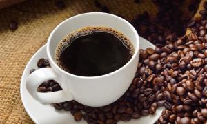 ¿Tomas café en ayunas todos los días? Estos son sus efectos negativos a largo plazo
