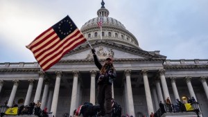Miles de horas de grabaciones del asalto al Capitolio de EEUU se harán públicas