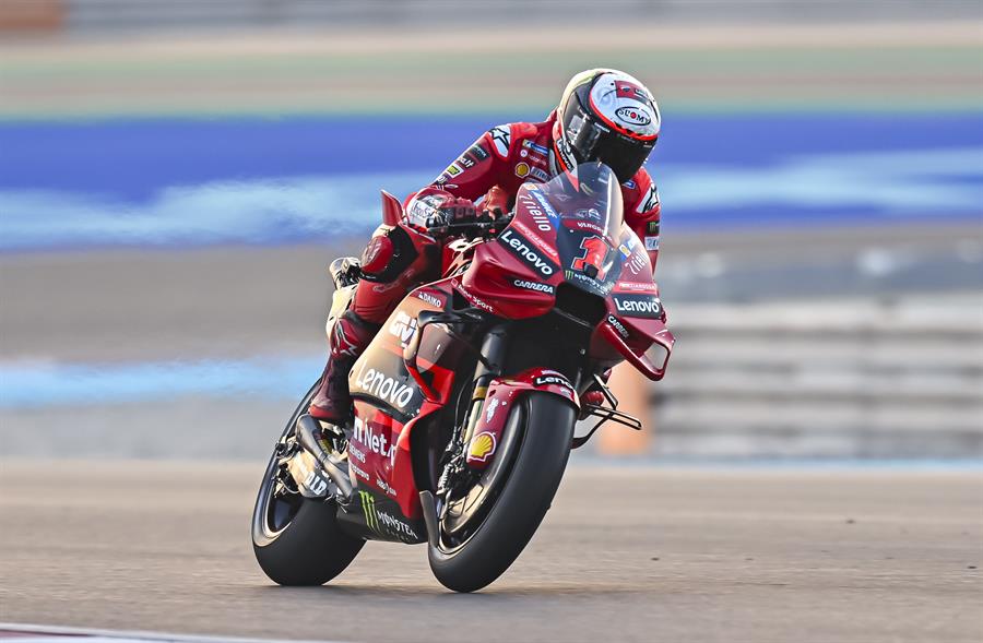 Bagnaia se impuso con autoridad y revalidó el título mundial de MotoGP