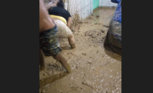 Barrio San Isidro de Petare en emergencia tras fuertes lluvias (VIDEOS)