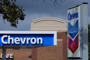 Informe de energía y petróleo: el mercado interno de gasolina continúa dependiendo de las importaciones de productos a través de los trueques con Chevron