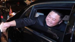 Kim Jong-un: desde tener esclavas, ver animes y dar casas… los excéntricos lujos del líder norcoreano